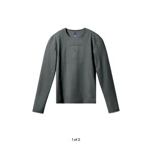 Woman’s Gap second skin  Long Sleeve crew neck shirt